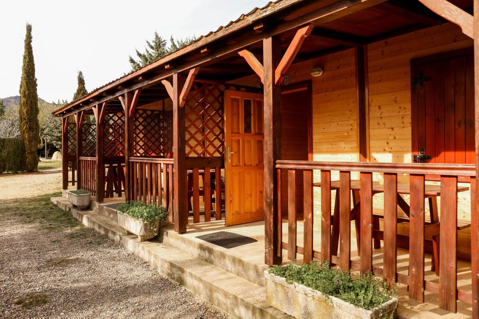 Camping Castillo De لواري المظهر الخارجي الصورة